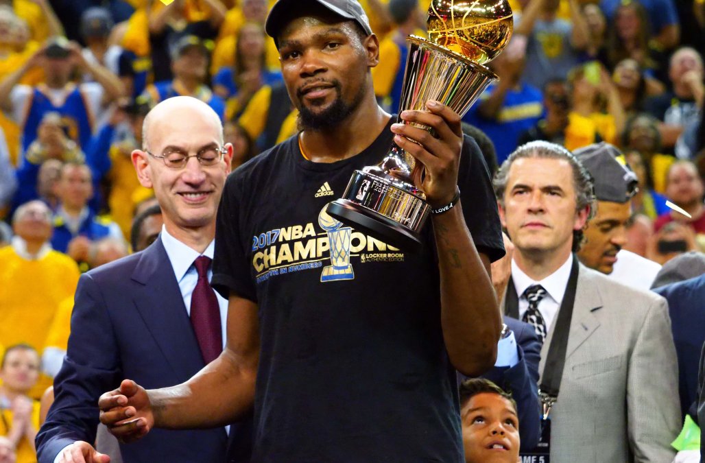 Kevin Durant Terpilih Sebagai MVP NBA 2017