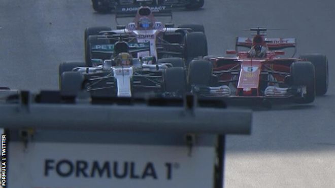 Berselisih Dengan Hamilton, Vettel Terancam Hukuman Ekstra Dari FIA