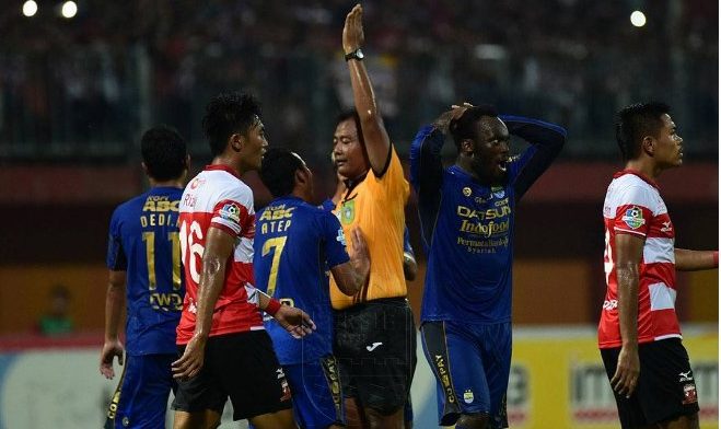 Madura United Hajar Persib Bandung