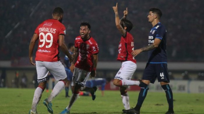 Bantai Arema FC, Bali United Jaga Asa Jadi Kampiun