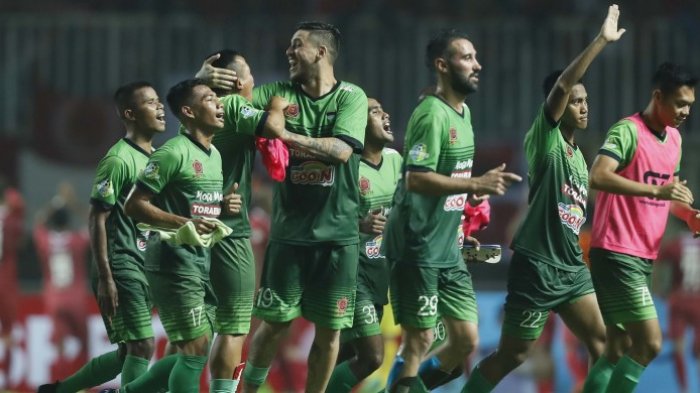 10 Pemain PS TNI Mampu Libas Sriwijaya FC