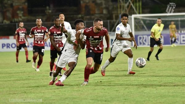 Bali United vs Persipura Jayapura