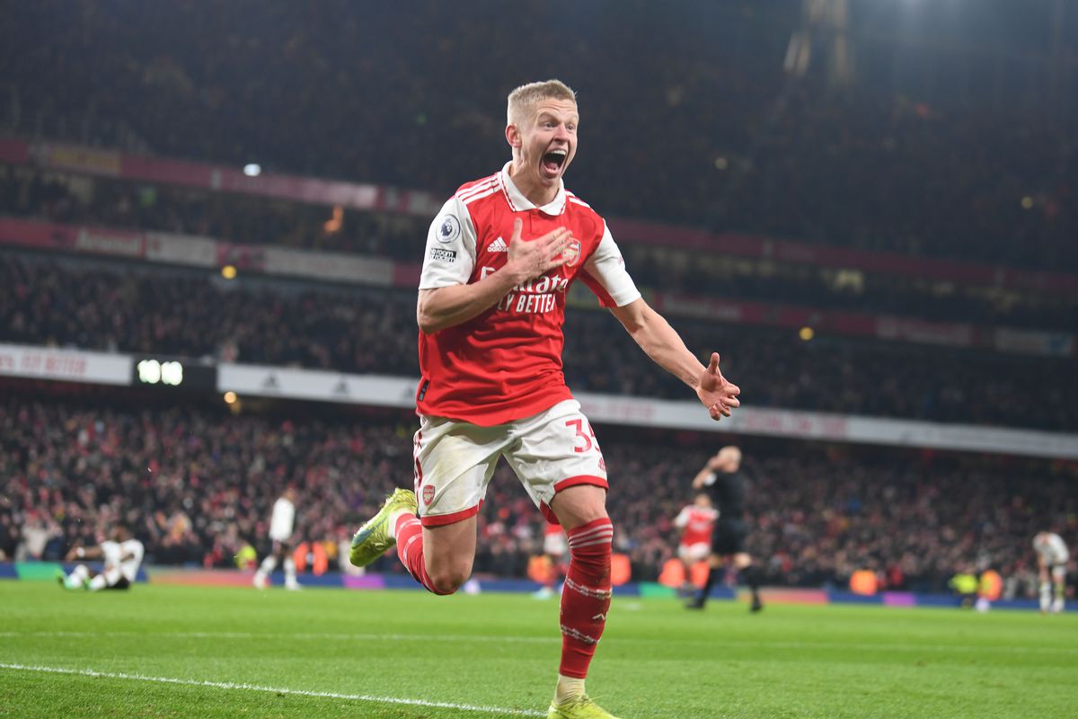 Oleksandr Zinchenko rayakan gol Arsenal