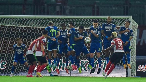 Persib Bandung curi 3 poin di markas Madur United